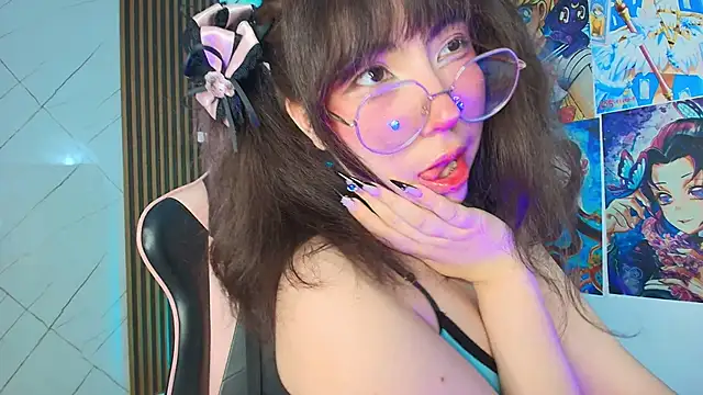 Snapshot of Purplee_Baby chatting on 09/10/25, 11:16 Purplee Baby online show from 09/10/25, 11:16