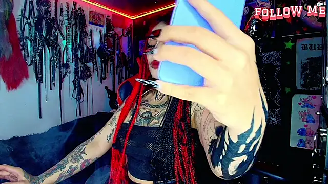 Snapshot of jannaink_ chatting on 12/01/25, 12:48 jannaink online show from 12/01/25, 12:48