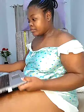 Snapshot of catehorny chatting on 03/07/25, 07:05 catehorny online show from 03/07/25, 07:05