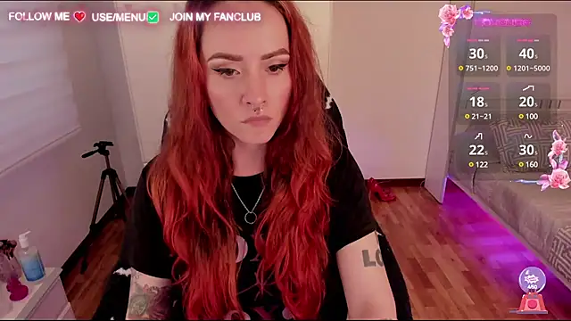 Snapshot of Domina_Deivis chatting on 02/02/25, 11:40 Domina Deivis online show from 02/02/25, 11:40