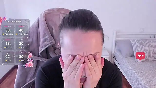 Snapshot of Domina_Deivis chatting on 11/13/25, 02:27 Domina Deivis online show from 11/13/25, 02:27