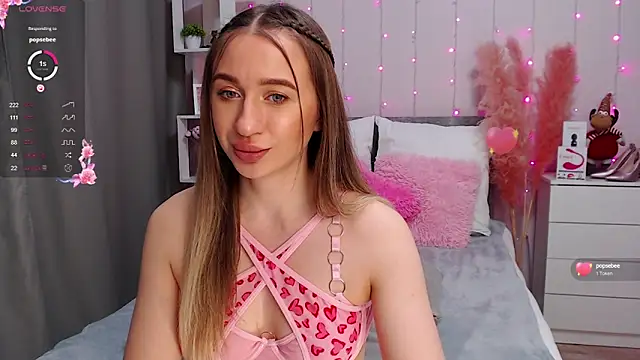 PornoGirlX online show from 01/01/25, 11:18