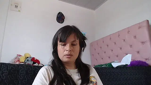 Snapshot of Aliciaheart chatting on 11/11/25, 07:36 Aliciaheart online show from 11/11/25, 07:36