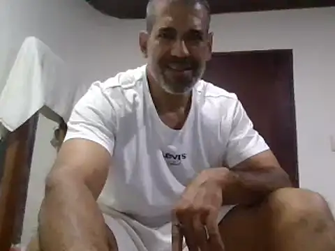Snapshot of jackbigcock11 chatting on 01/22/25, 03:31 jackbigcock11 online show from 01/22/25, 03:31