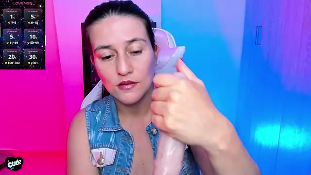 Saskyaa online show from 03/10/25, 04:35