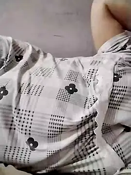 Snapshot of nayakaA7 chatting on 11/06/25, 08:21 nayakaA7 online show from 11/06/25, 08:21