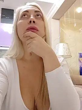 HotJanet online show from 01/27/25, 05:04