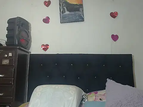 Snapshot of valerivegass chatting on 10/27/25, 07:40 valerivegass online show from 10/27/25, 07:40