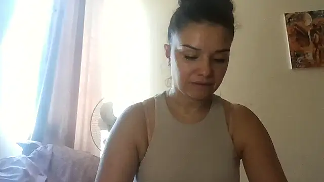 Linusya online show from 10/08/25, 11:30