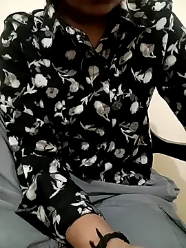 Snapshot of sweet_jia23 chatting on 11/11/25, 04:56 sweet jia23 online show from 11/11/25, 04:56