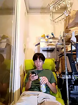 freeeeeessssss111 online show from 10/13/25, 03:12