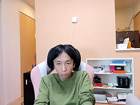 freeeeeessssss111 online show from 10/20/25, 06:36