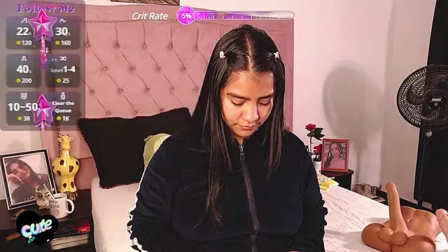 Snapshot of hannnasmith chatting on 02/17/25, 12:05 hannnasmith online show from 02/17/25, 12:05