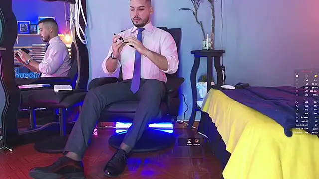 Snapshot of HenryBenso chatting on 12/20/24, 10:05 HenryBenso online show from 12/20/24, 10:05