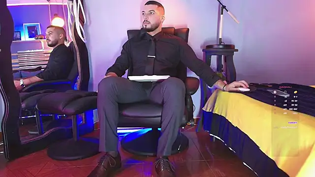 Snapshot of HenryBenso chatting on 03/07/25, 10:24 HenryBenso online show from 03/07/25, 10:24