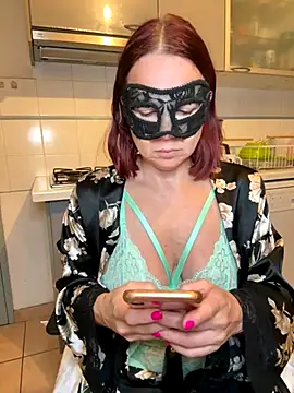 la petite prunette69 online show from 11/05/25, 05:18