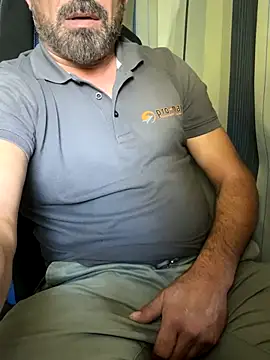 Snapshot of dzhakar chatting on 09/10/25, 11:43 dzhakar online show from 09/10/25, 11:43