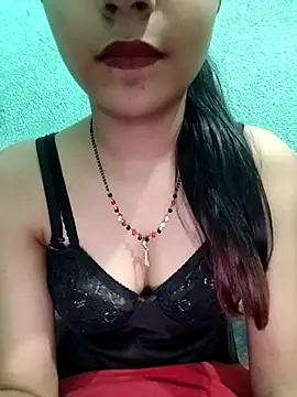 Snapshot of samaya-21 chatting on 03/19/25, 11:06 samaya-21 online show from 03/19/25, 11:06