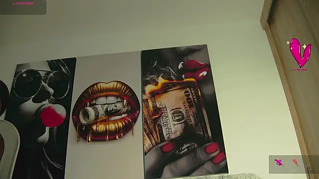 aidaadams online show from 10/30/25, 11:44