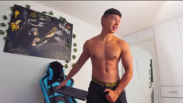 Snapshot of Bray_Kevin chatting on 02/26/25, 01:11 Bray Kevin online show from 02/26/25, 01:11