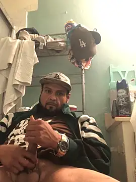 MrDickUdown24 7 online show from 02/28/25, 04:21