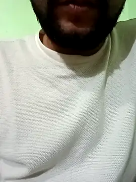 Snapshot of HathodaTyagi123 chatting on 12/12/24, 05:26 HathodaTyagi123 online show from 12/12/24, 05:26