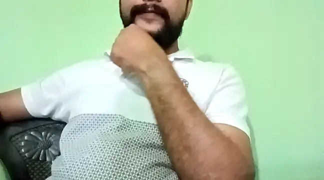 Snapshot of HathodaTyagi123 chatting on 03/17/25, 10:27 HathodaTyagi123 online show from 03/17/25, 10:27