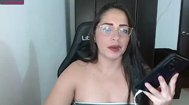 natashasmithe online show from 12/10/24, 03:09
