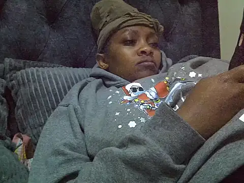 Brown sexy online show from 11/12/25, 06:30