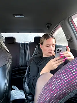 StasyWood online show from 10/13/25, 01:27