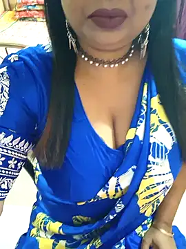 Snapshot of YR-SHIVANI chatting on 12/29/24, 03:44 YR-SHIVANI online show from 12/29/24, 03:44