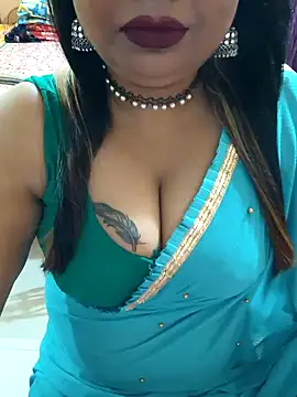 Snapshot of YR-SHIVANI chatting on 02/04/25, 04:26 YR-SHIVANI online show from 02/04/25, 04:26