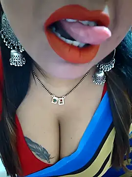 Snapshot of YR-SHIVANI chatting on 02/08/25, 04:25 YR-SHIVANI online show from 02/08/25, 04:25