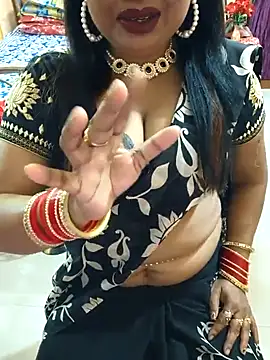 Snapshot of YR-SHIVANI chatting on 02/17/25, 04:53 YR-SHIVANI online show from 02/17/25, 04:53