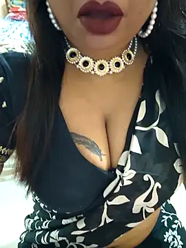 Snapshot of YR-SHIVANI chatting on 02/17/25, 07:58 YR-SHIVANI online show from 02/17/25, 07:58