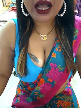 Snapshot of YR-SHIVANI chatting on 02/19/25, 04:34 YR-SHIVANI online show from 02/19/25, 04:34