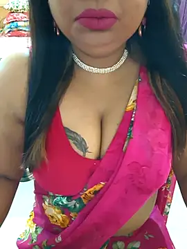 Snapshot of YR-SHIVANI chatting on 03/02/25, 05:01 YR-SHIVANI online show from 03/02/25, 05:01