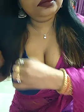 Snapshot of YR-SHIVANI chatting on 03/07/25, 04:46 YR-SHIVANI online show from 03/07/25, 04:46