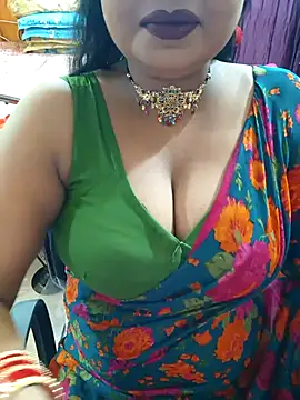 Snapshot of YR-SHIVANI chatting on 09/11/25, 05:51 YR-SHIVANI online show from 09/11/25, 05:51