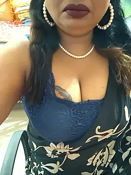 Snapshot of YR-SHIVANI chatting on 11/16/25, 04:29 YR-SHIVANI online show from 11/16/25, 04:29