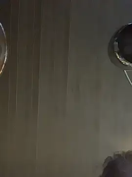 dannedonger2 online show from 10/12/25, 06:12