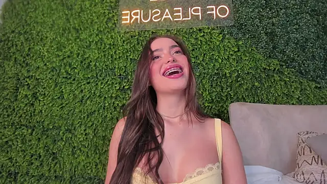 Abby-me online show from 02/07/25, 11:56