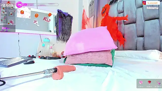 Antonellahorny69 online show from 10/18/25, 06:41