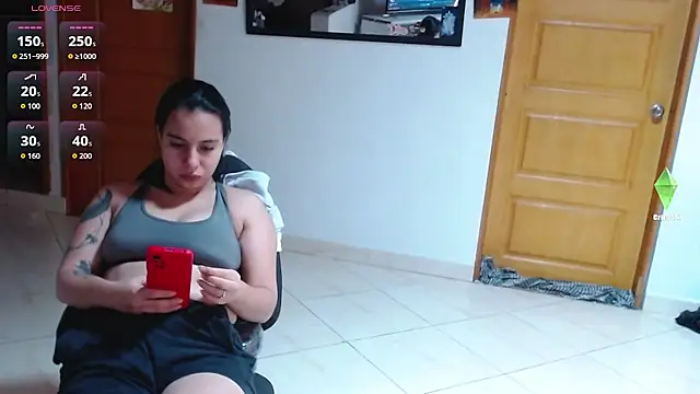 Tiffany prettygirl online show from 11/08/25, 02:45