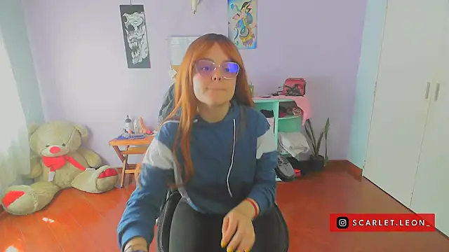 Scarletleon77 online show from 02/07/25, 03:41