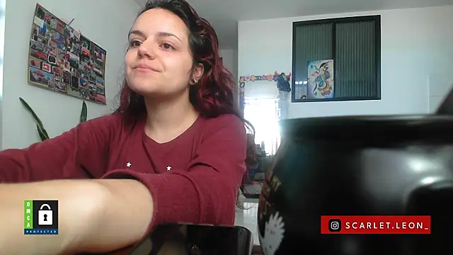 Scarletleon77 online show from 10/21/25, 11:44