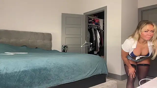 ElenaErickson online show from 12/09/24, 08:12