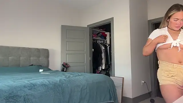 ElenaErickson online show from 01/01/25, 08:58