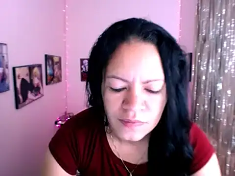 Cristal w online show from 01/11/25, 02:25