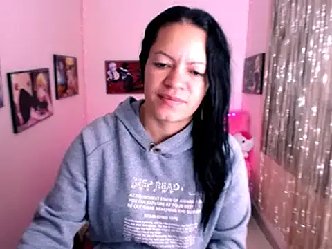 Cristal w online show from 01/14/25, 12:35